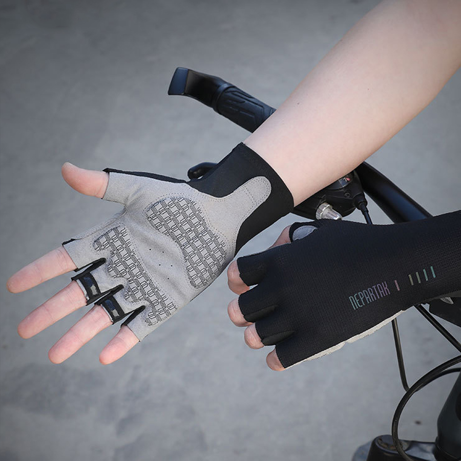 New Team cycling Gloves Half F - đánh giá và giá Sports Equipment With Names